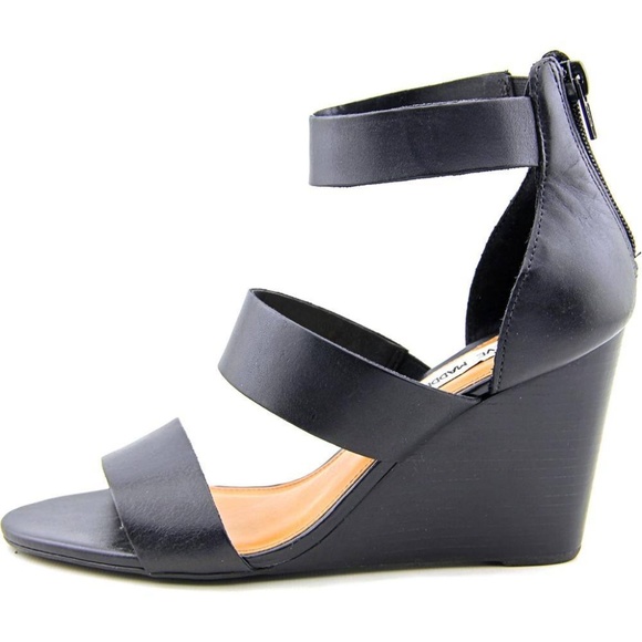 Steve Madden Shoes - Steve Madden Kadenn Wedge Sandal.
